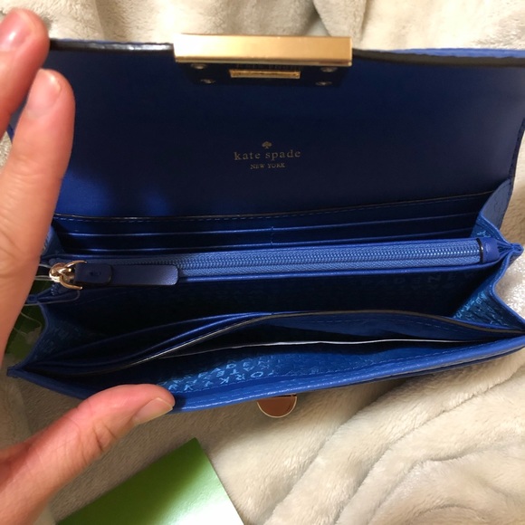 kate spade Everett Way Leather Wallet - Picture 5 of 5